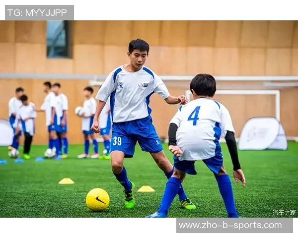 探索足球四号球的设计理念与在青少年训练中的重要性分析